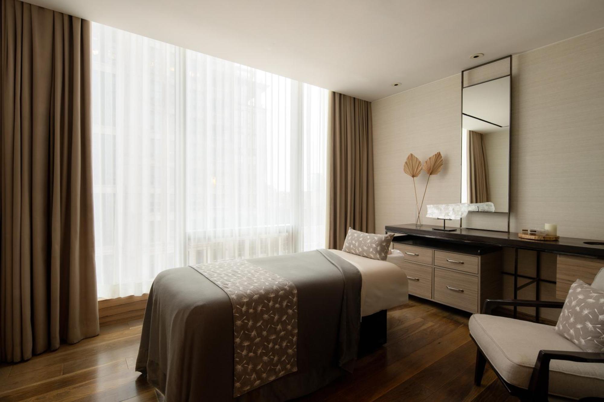 Four Seasons Hotel Toronto Ngoại thất bức ảnh